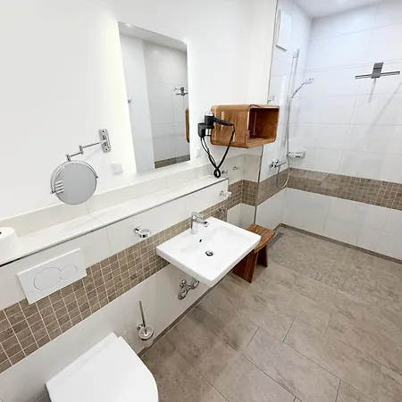 Apartment Haus Sterntaucher - 06 Mit Balkon *